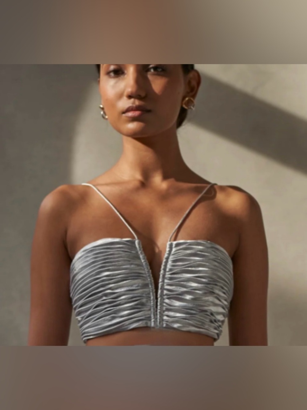 AIIFOS Revolve Silver Metallic Pleated Cropped Strappy Plunging Top size 4